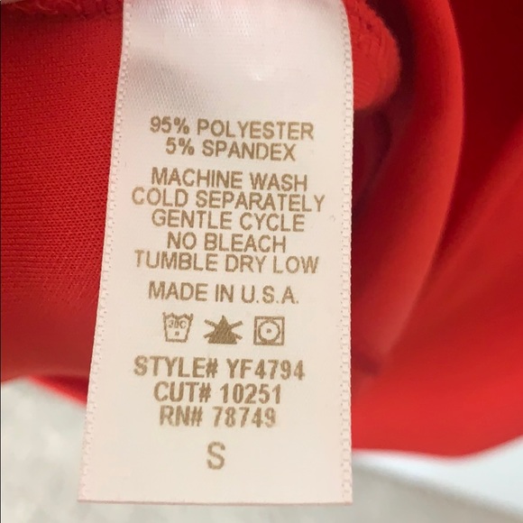 💘Arden B. - Sexy red crop top with tie back💘 - Picture 6 of 6